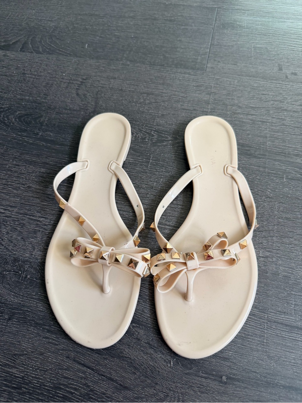 Women's Beige Bow Studded Thong Jelly Sandals